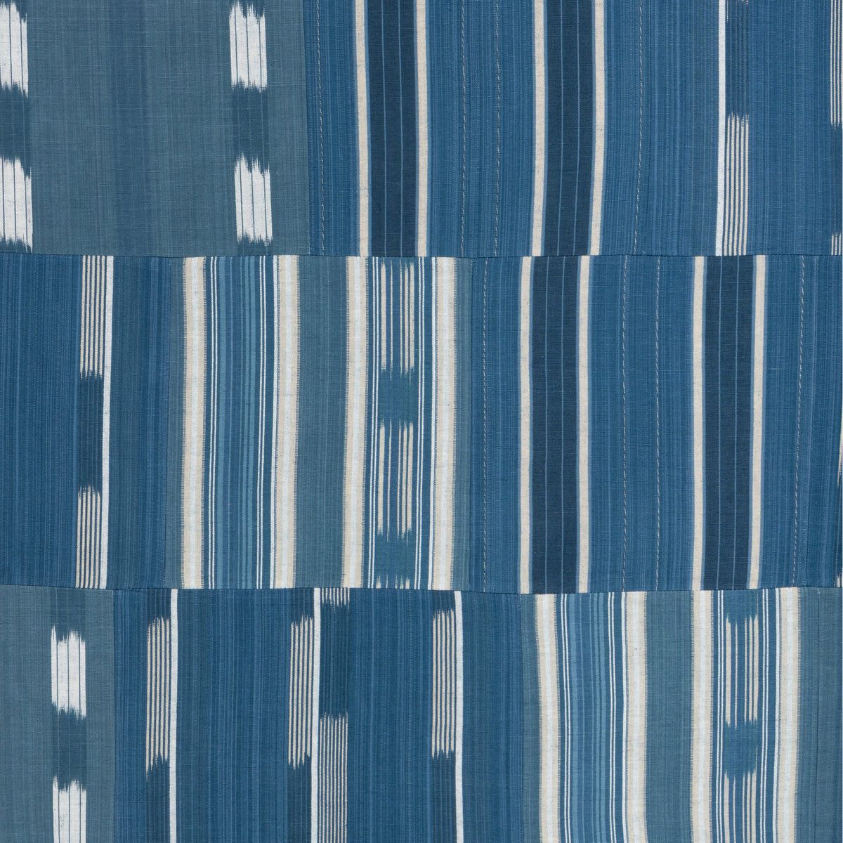 37630-5 KRAVET COUTURE YACUMA INDIGO