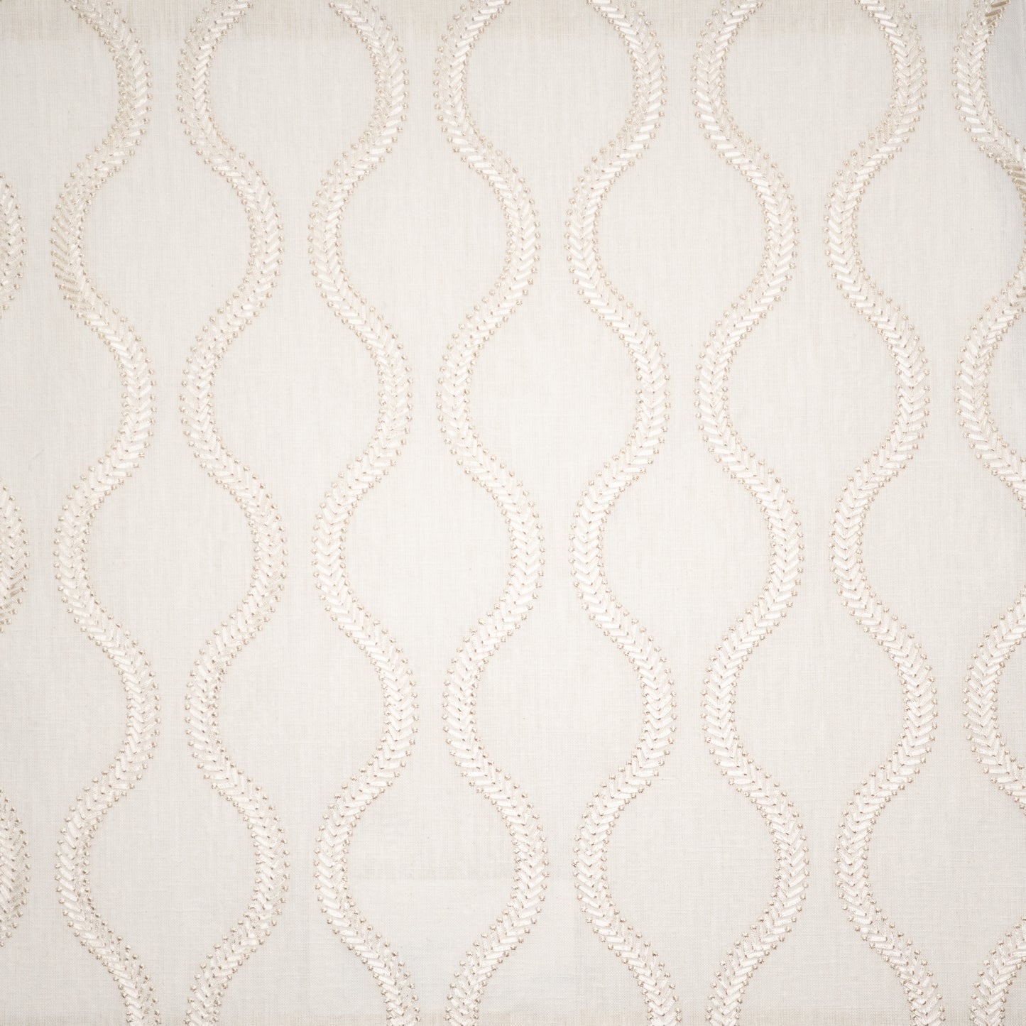 AU6421 Maxwell DRAPERY/MULTI- PATTERN # 421 WINTER CT-BIRCHBARK