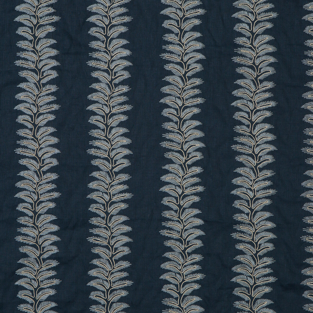 BF10533-680 BRADBOURNE INDIGO G P & J BAKER Fabrics Drapery Upholstery