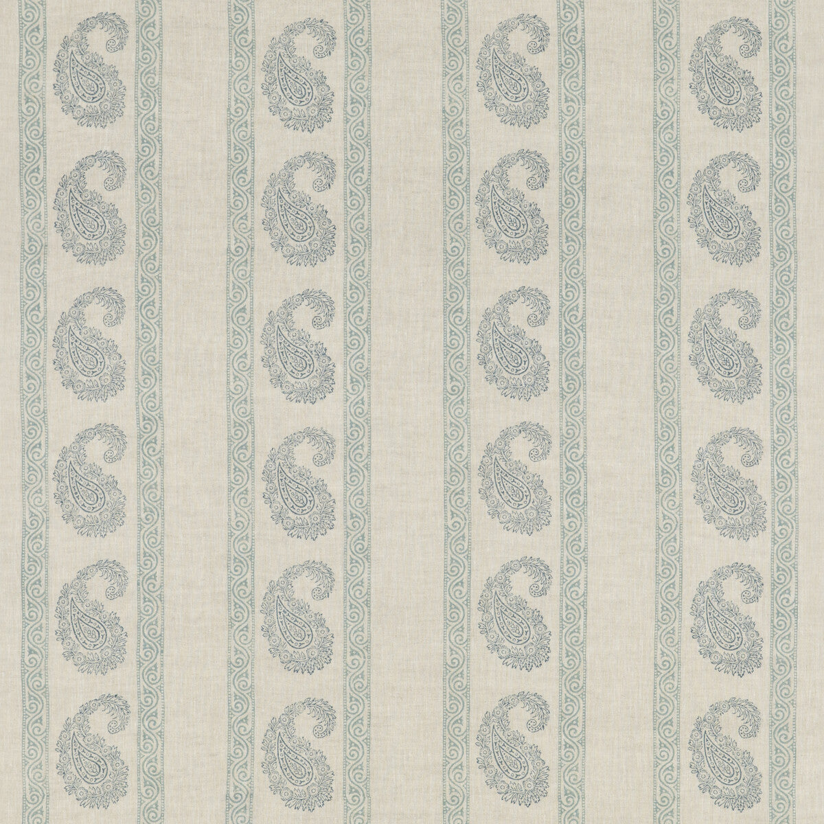 BP10919-1 VINTAGE PAISLEY BLUE G P & J BAKER Fabrics Drapery Upholstery