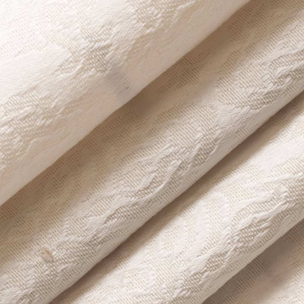 D4050 Damask,Diamonds Ivory Elsa White & Ivory Charlotte Fabrics