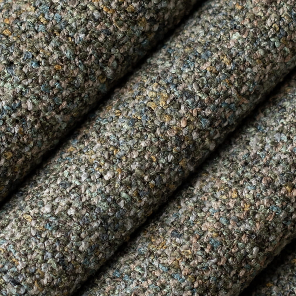 D4691 Plain & Solid Prairie Green Charlotte Fabrics