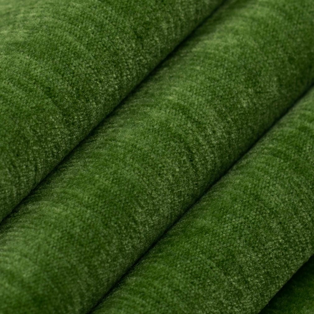 D4709 Plain & Solid Grass Green Charlotte Fabrics