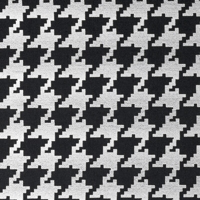 F0883/01-CAC BW1011 BLACK/WHITE CLARKE AND CLARKE DRAPERY