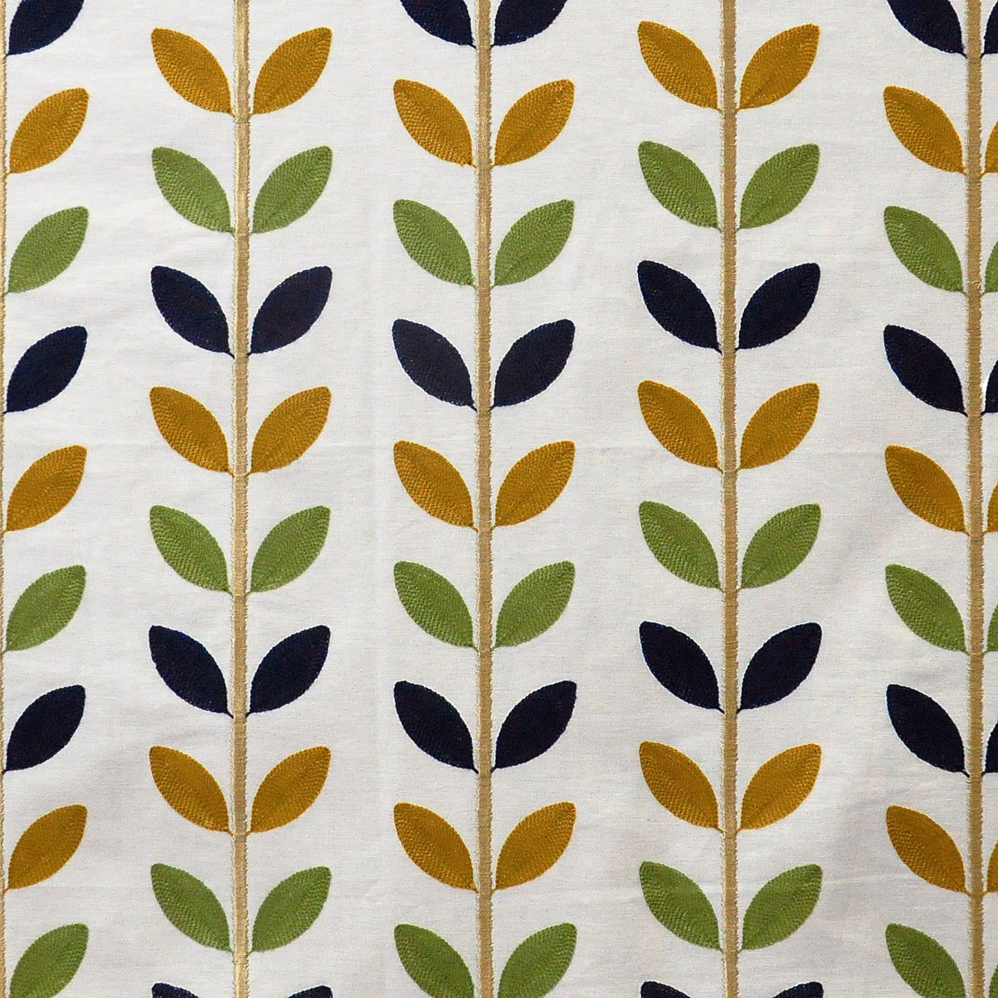 GK0312 Maxwell UPHOLSTERY PATTERNS # 312 LORIKEET CT-JUNGLE ROOM