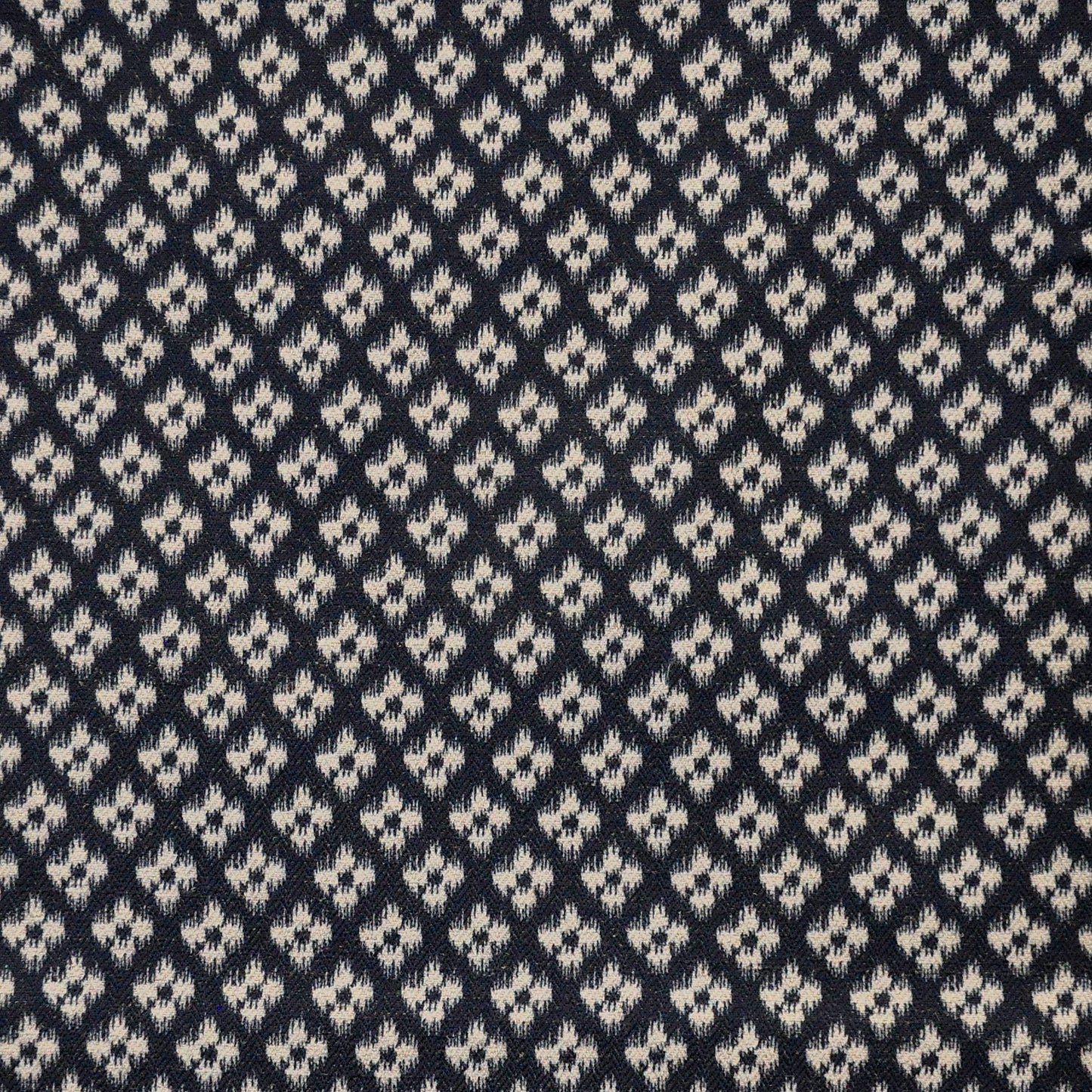 MAI119 Maxwell UPHOLSTERY PATTERNS # 119 INK CT-NEPTUNE