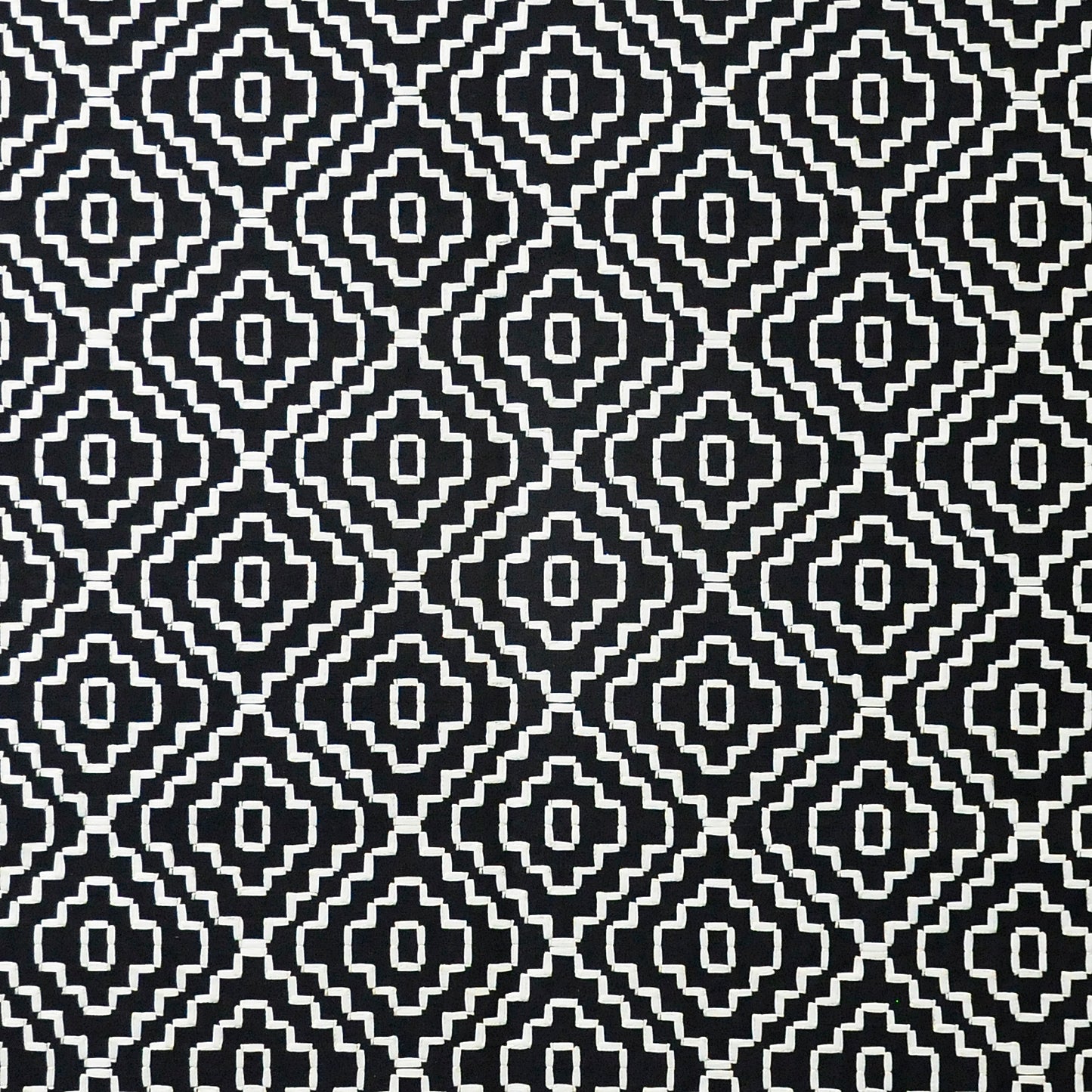SNN631 Maxwell UPHOLSTERY PATTERNS # 631 JET CT-SANDALWOOD