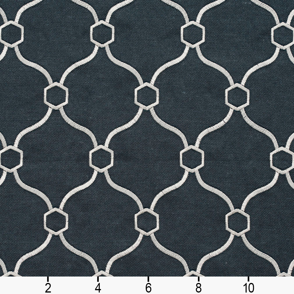 20910-05 Abstract & Geometric nan Grey & Silver Charlotte Select
