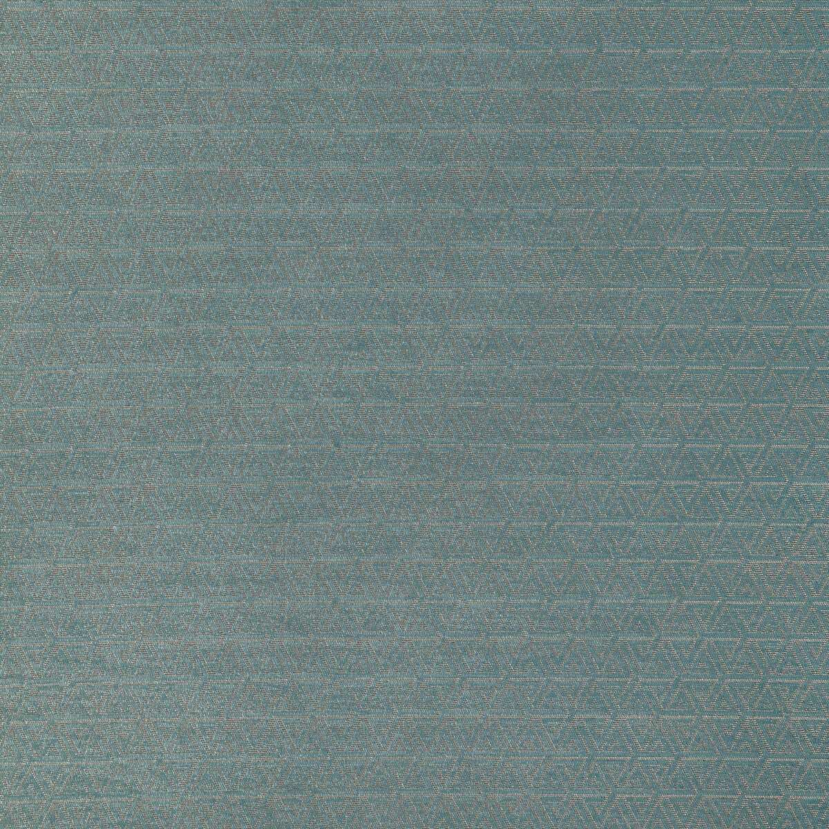37548-13 GIZA CASCADE KRAVET CONTRACT