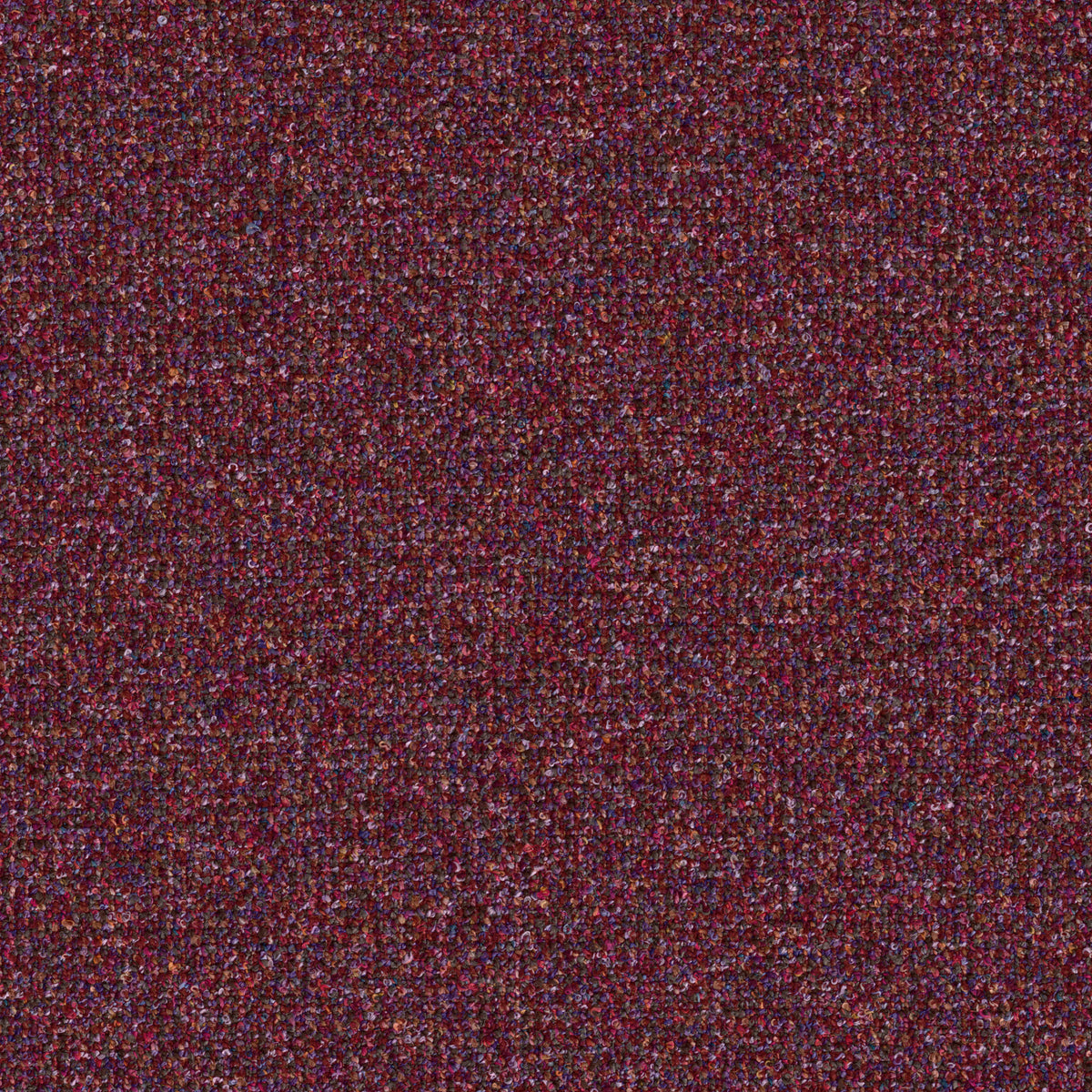37581-9 KRAVET CONTRACT WHISTLER BERRY