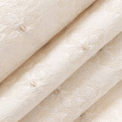 D4058 Diamonds Ivory Lily White & Ivory Charlotte Fabrics