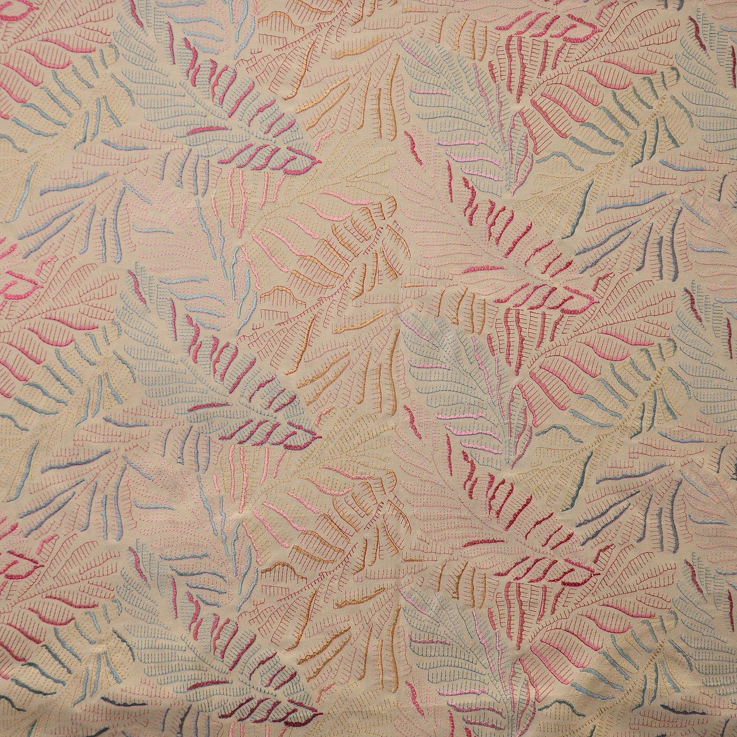 HL3717 Maxwell UPHOLSTERY PATTERNS # 717 HIBISCUS CT-LYCHEE