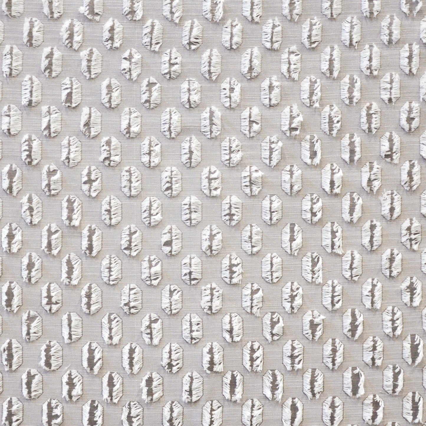 LP0523 Maxwell DRAPERY/MULTI- PATTERN # 523 URBAN GREY CT-ROCKSALT