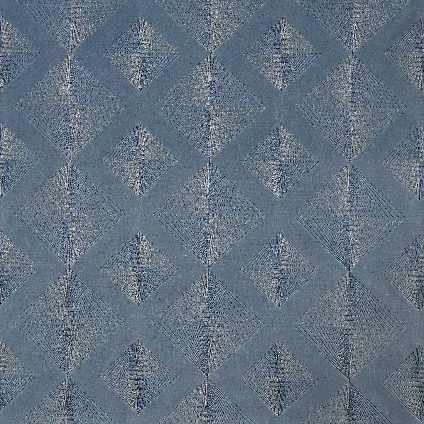 PAJ110 Maxwell UPHOLSTERY PATTERNS # 110 PERIWINKLE CT-NEPTUNE