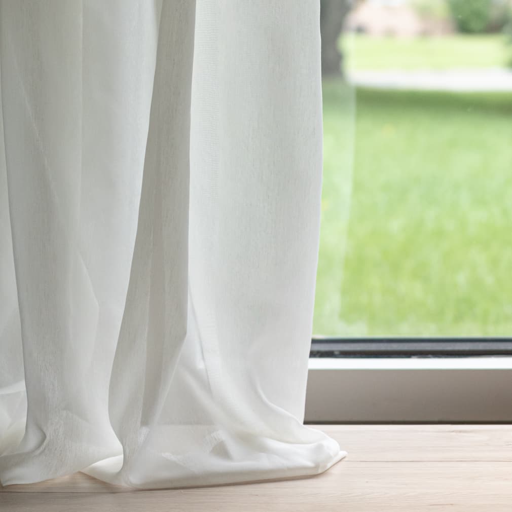 SH147 Plain & Solid Sugar White & Ivory Charlotte Fabrics