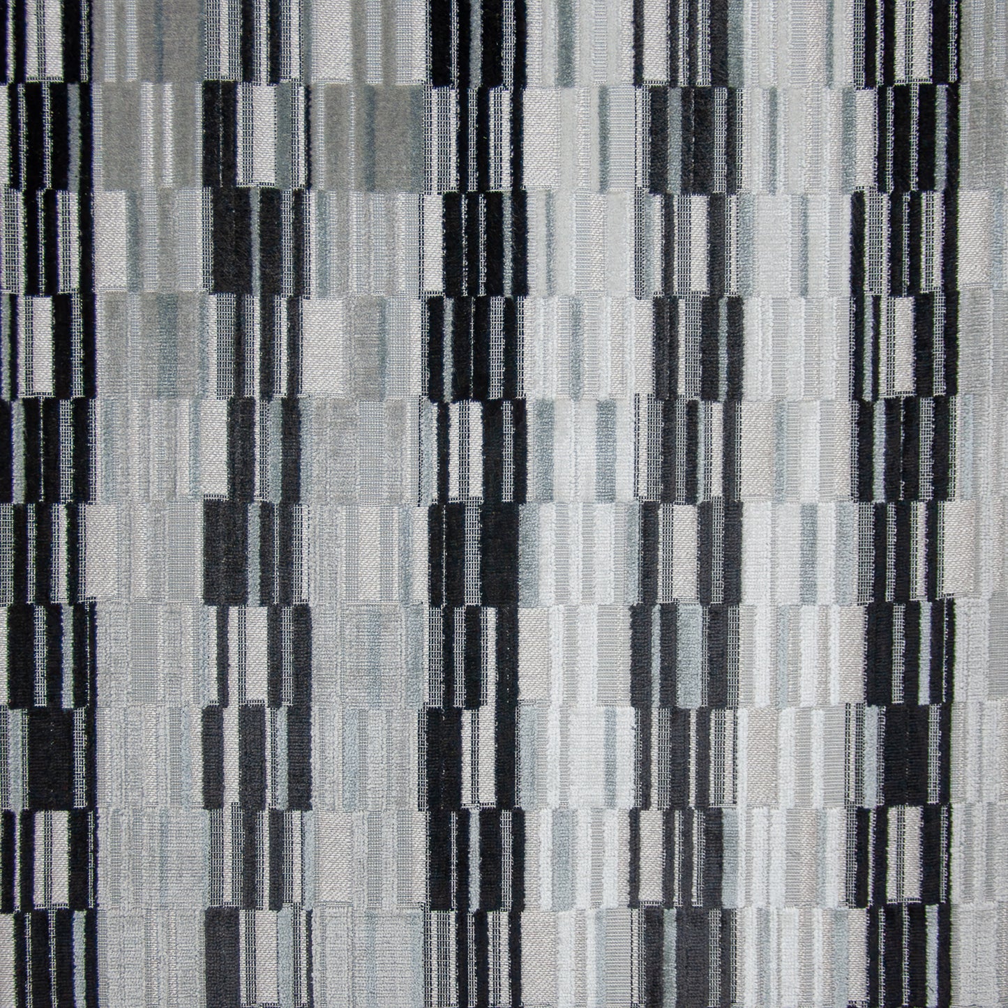 TW0615 Maxwell VELVET PATTERN # 615 DOMINO PCVELVETS