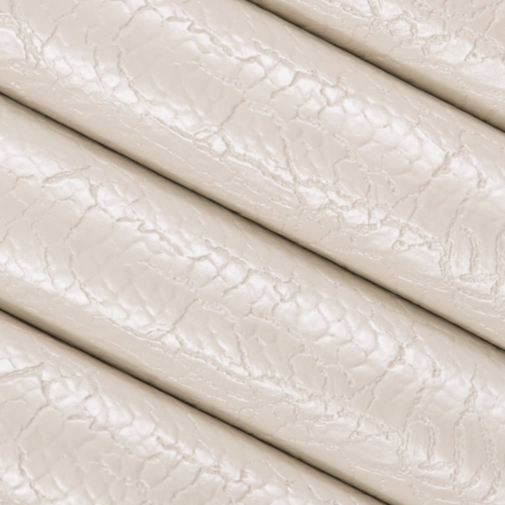 V605 Plain & Solid Opal White & Ivory Charlotte Fabrics Vinyl