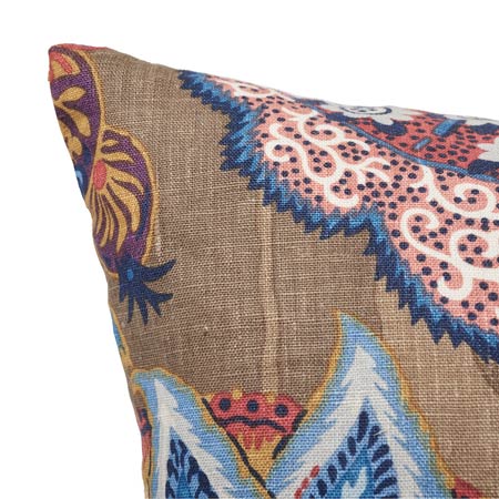 SO17352 ZANZIBAR LINEN PRINT Schumacher Pillow-18" x 18"