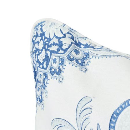 SO17648 MONTECITO MEDALLION Schumacher Pillow-Indigo