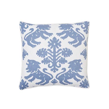 SO17730 REGALIA Schumacher Pillow-18" x 18"