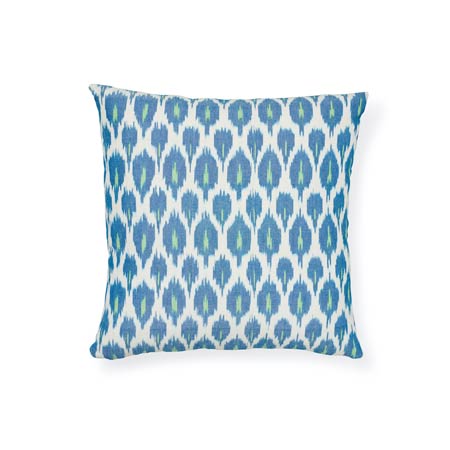 SO17807 INDIO & PRESIDIO IKAT Schumacher Pillow-Green