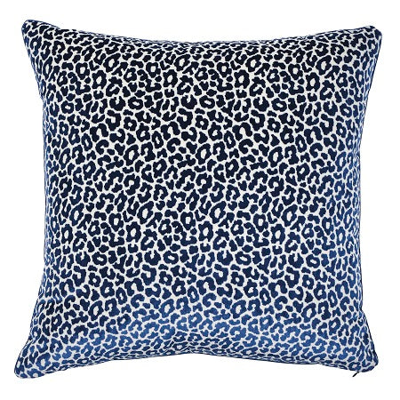 MADELEINE VELVET Schumacher Pillow