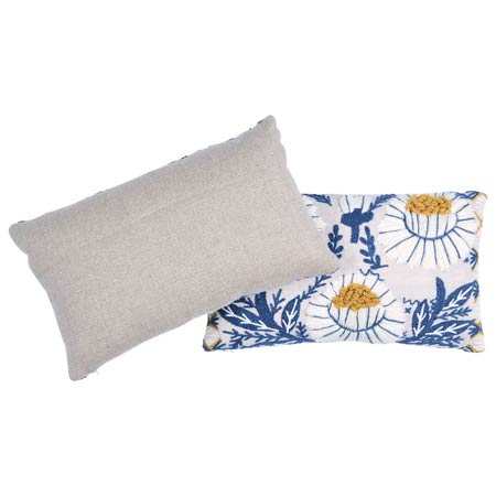 SO723320 MARGUERITE EMBROIDERY Schumacher Pillow