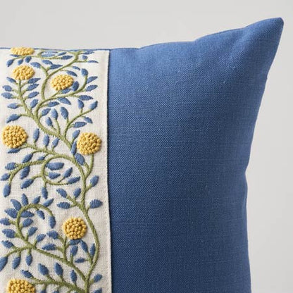 SO7629 ASHOKA Schumacher Pillow