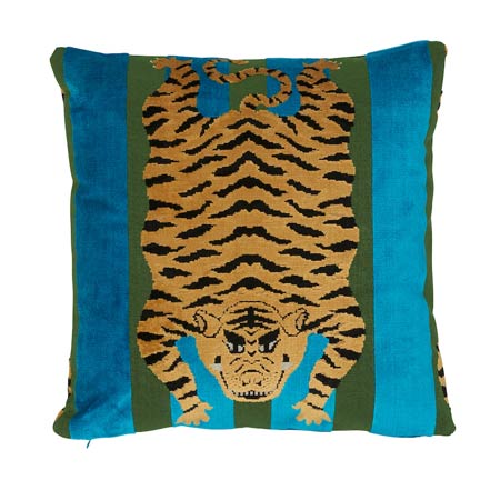 SO7723 JOKHANG TIGER VELVET Schumacher Pillow