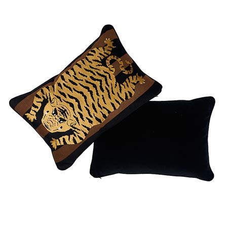 SO7723 JOKHANG TIGER VELVET Schumacher Pillow