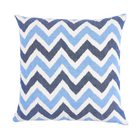 SO7946 VEDADO IKAT Schumacher Pillow